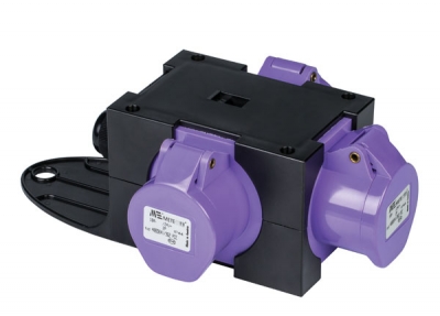 Тройное гнездо (распределительная коробка) / 406703V