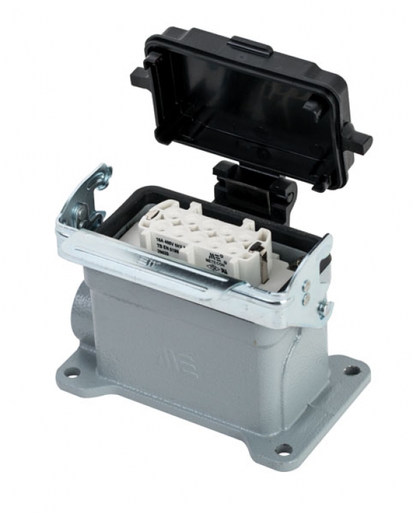 Розетка (Одиночная защелка Kapaklı) / 403712S